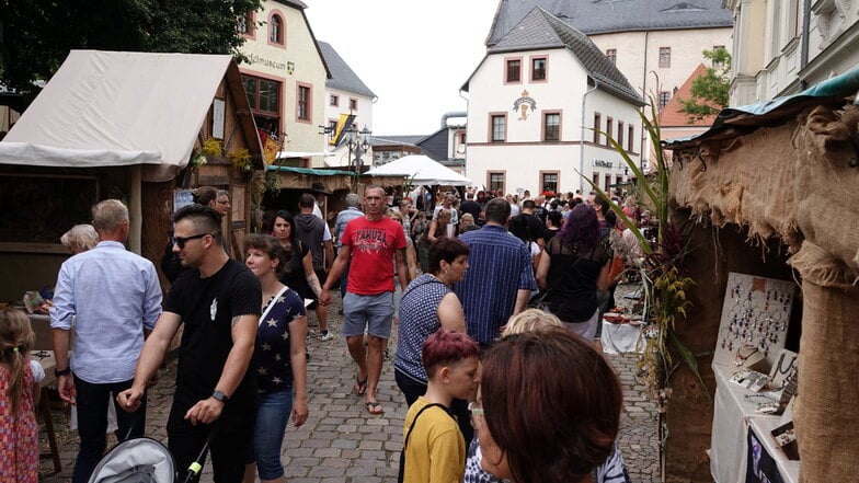 Jedes Jahr besuchen Tausende Gäste das Burg- und Altstadtfest in Leisnig. Nun haben die Veranstalter das Diesjährige ausgewertet.