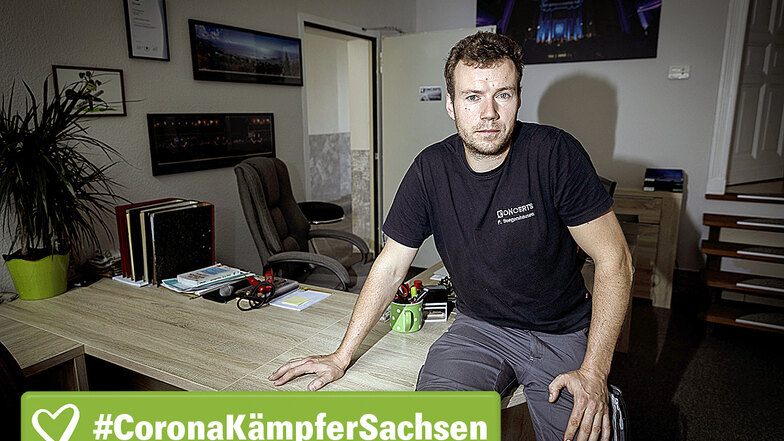 Philipp Boegershausen, Concerts Veranstaltungstechnik, sitzt in seinem Büro. Der Geschäftsinhaber hatte die Firma erst 2018 übernommen.