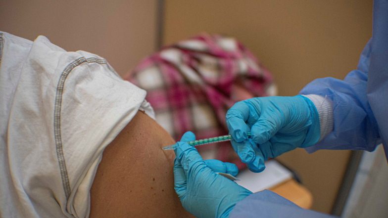 Im Impfzentrum Kamenz sind Impfungen gegen das Coronavirus ohne Termin täglich ab 14 Uhr möglich.