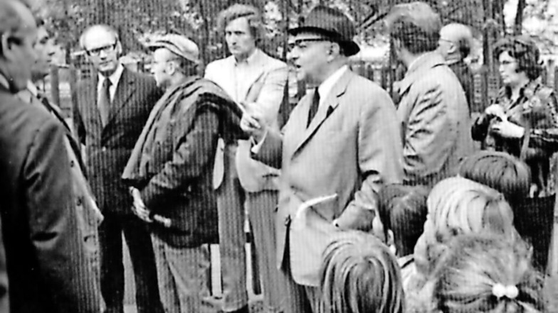 Während der Zittauer Konferenz der Zoodirektoren am 2. Oktober 1975 unter Leitung von Prof. Dr. Heinrich Dathe (Mitte), Berlin.