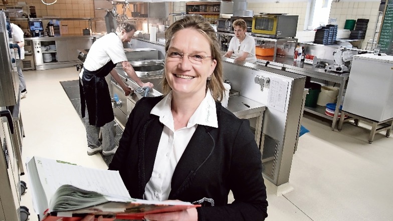 Ira Robitzsch ist die neue Chefin in der Landgaststätte Groitzscher Hof mit Großküche. Sie ist die Nachfolgerin von Camilla Triller.