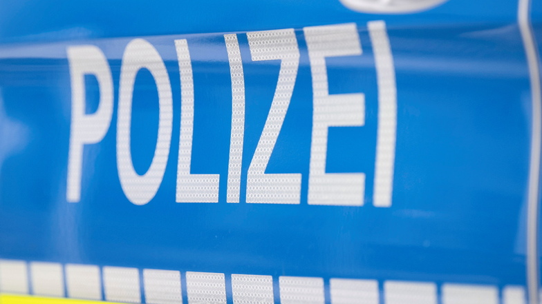 In den Gegenverkehr geraten: Motorradfahrer in Gröditz verletzt