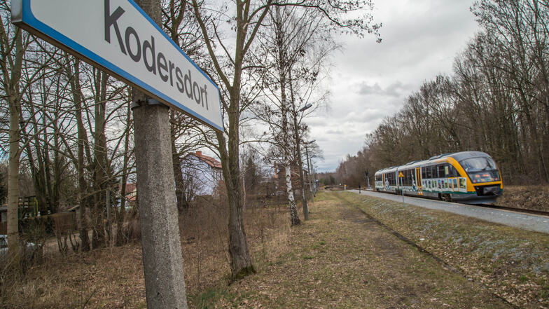 Wird der Haltepunkt Kodersdorf Bahnhof bald zum P+R-Standort mit E-Bikes zum Weiterfahren in den Ort? Die Untersuchungen dazu laufen.
