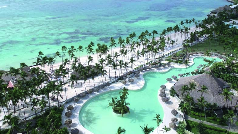 In Punta Cana (Dominikanische Republik) gibt es einen der größten Pools, der mit Folie aus Coswig gebaut wurde.
