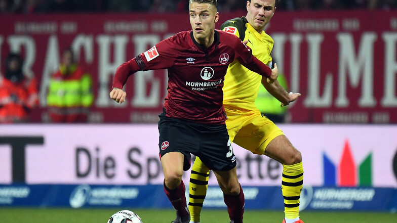 Ondrej Petrak (l.) hat für den 1.FC Nürnberg auch 33-Mal in der Bundesliga gespielt, unter anderem gegen Borussia Dortmund mit Mario Götze.