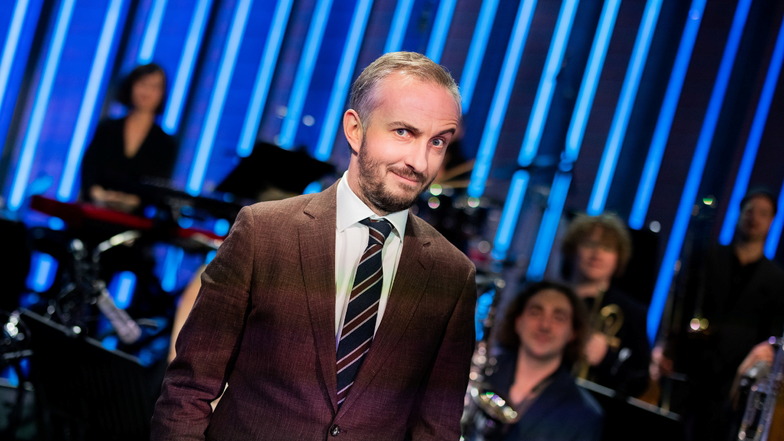Jan Böhmermann gewinnt auch 2022 den Deutschen Fernsehpreis