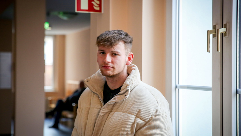 Sky Rene Maik Jesert musste sich wegen "Störung von Telekommunikationsanlagen" vor dem Amtsgericht Kamenz verantworten. Dabei hatte der 20-Jährige nur einen Bagatellunfall.