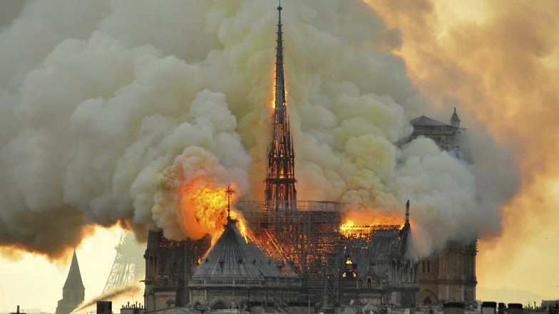 Die Bilder des Brandes von Notre Dame haben im April diesen Jahres weltweit für Entsetzen gesorgt. Für den Meißner Ex-Dombaumeister Günter Donath waren sie Anlass, sich einmal mehr mit dem Thema Brandsicherheit zu beschäftigen.