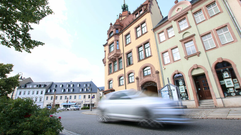 Die Stadträte wollen sich dafür einsetzen, dass die Innenstadt Waldheims verkehrsberuhigt wird. Besonders am Niedermarkt wird oft sehr schnell gefahren.