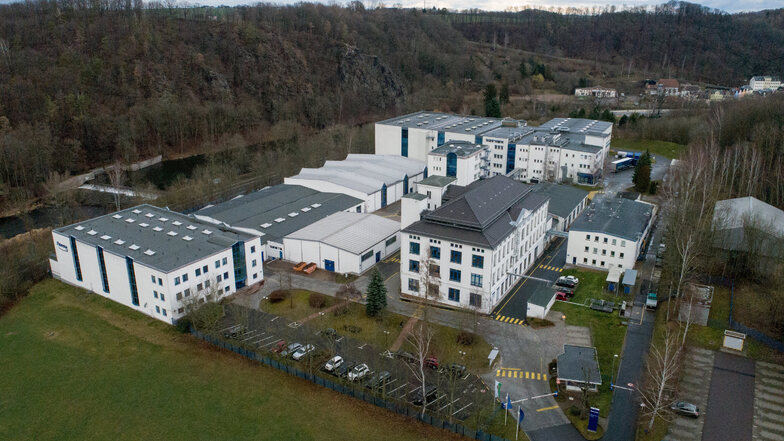 Für Erweiterungs- oder Neubauten hat der Beiersdorf-Konzern an seinem Standort in Waldheim keinen Platz. Darum errichtet er sein neues Werk im Nordwesten von Leipzig.