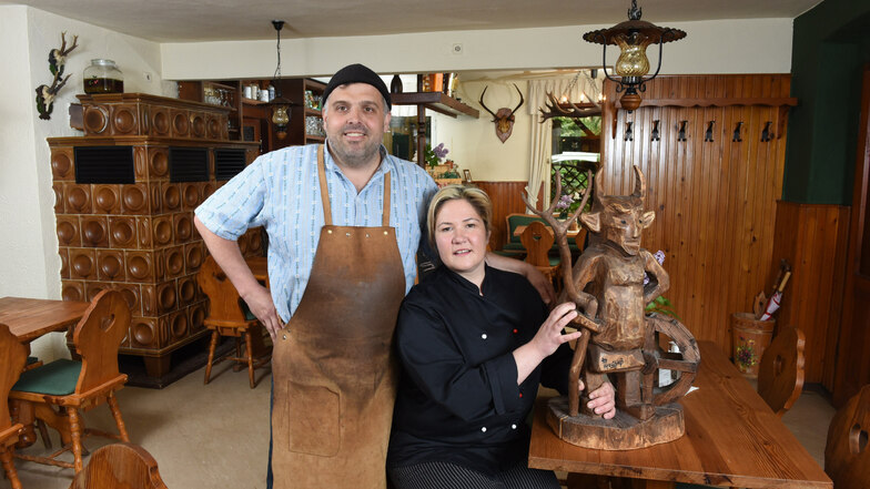 Anja Fischer und Rico Pommrich haben die Gaststätte Teufelsmühle vor fünf Jahren übernommen.