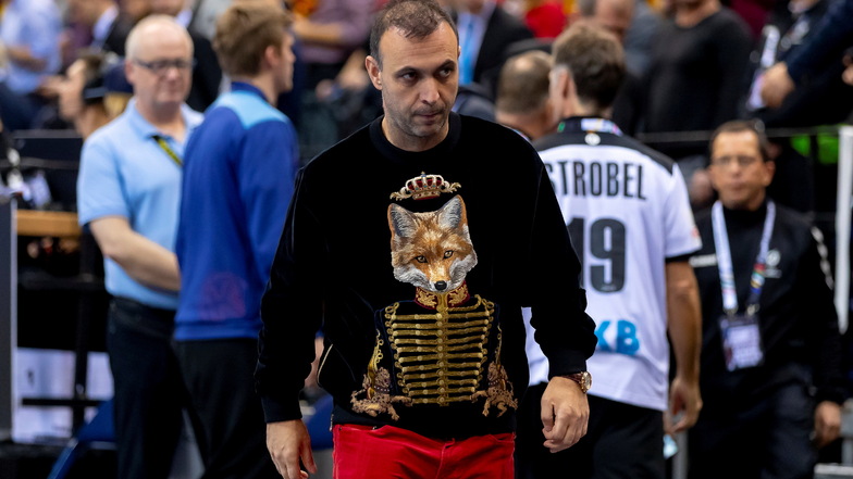 Ein Macher mit einer „narzisstischen Persönlichkeitsausprägung“ oder einfach nur „konsequent in der Sache“? An Bob Hanning scheiden sich die Handballgeister. Als Vizepräsident des Deutschen Handballbundes hört er nun auf.