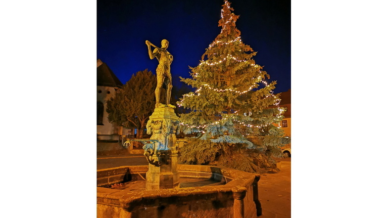 Kein Weihnachtsmarkt rund um Dohnas Fleischerbrunnen, dafür lädt die Stadt zu einer historischen Spurensuche ein.