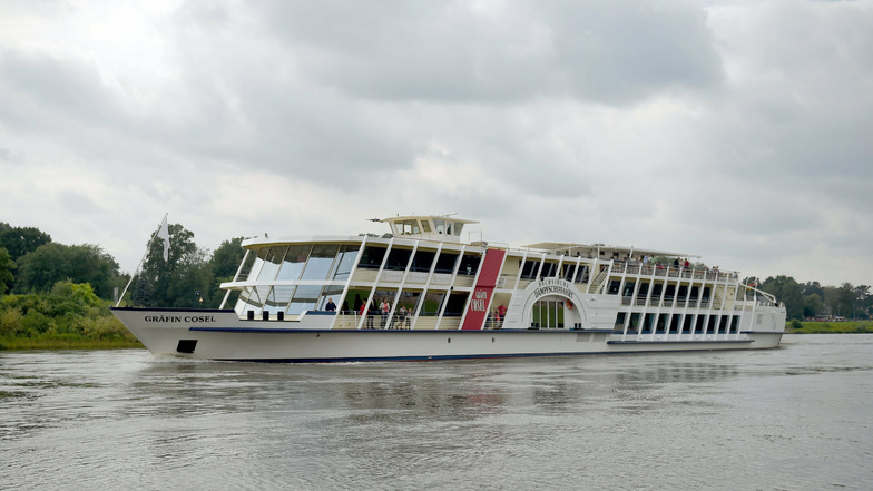 Das Salonschiff Gräfin Cosel wurde 1994 in Betrieb genommen. Es könnte künftig auf dem Rhein fahren.