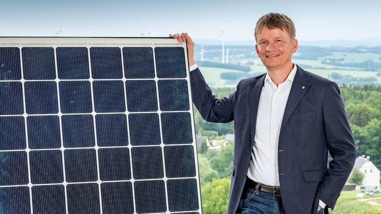 Gunter Erfurt, Vorstandschef von Meyer-Burger mit Fabrik in Freiberg, fordert gemeinsam mit anderen Unternehmern der Solarbranche staatliche Hilfen.