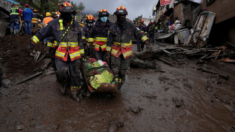 Mindestens 21 Tote nach Erdrutsch in Ecuador