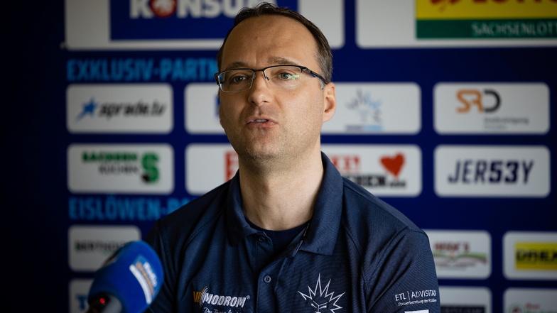 Sportdirektor Matthias Roos hielt am Donnerstag eine Brandrede vor den Eislöwen-Profis und hofft auf eine entsprechende Reaktion.