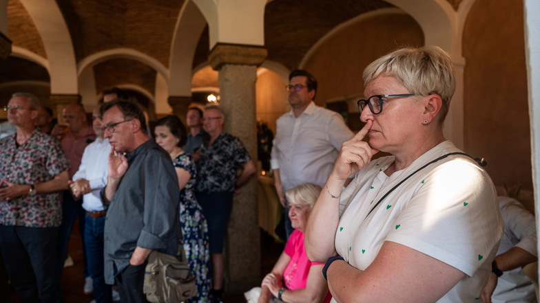 Christiane Schulz, Fraktionsvorsitzende der CDU-Fraktion im Stadtrat Görlitz, bei der Wahlparty der Partei CDU im Restaurant "Da Vinci" auf dem Demianiplatz in Görlitz.