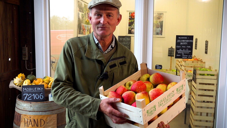 Erik Lolle bietet in seinem Hofladen „Lolle Frugt“ unweit von Sakskøbing täglich frisches Obst an.