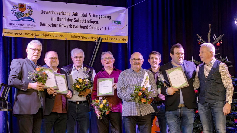 Standing Ovations für Bernd Sonntag beim Jahnataler Neujahrsempfang
