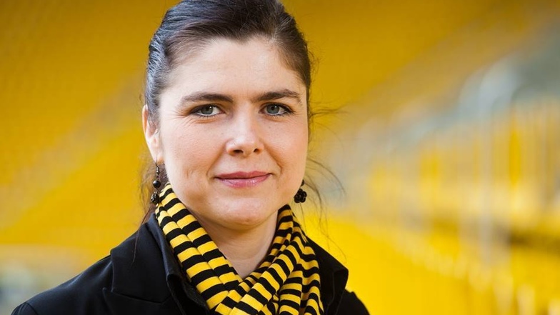 Katrin Köhler: Kann sich das Datum ihres ersten Arbeitstages besonders gut merken: 1.11.2011. Leitet bei Dynamo die Geschäftsstellenorganisation sowie die Mitgliederabteilung.