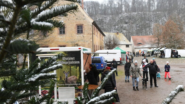 Mit dem weihnachtlichen Bauernmarkt ist die Besuchersaison 2022 im Kloster Buch zu Ende gegangen. Jetzt zieht erst einmal Winterruhe im Kloster ein.