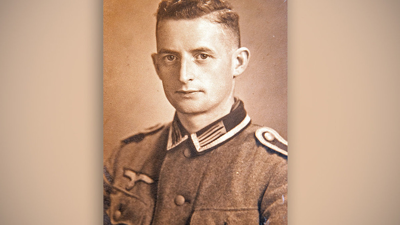 Sechs Jahre das Notizbuch in der Brusttasche: Marcel Weise aus Pirna protokollierte den Zweiten Weltkrieg. Das Foto zeigt ihn 1941 als 28-jährigen Unteroffizier.