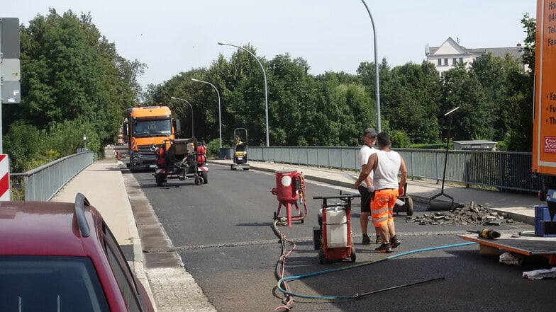 Auf der Grimmaischen Straße laufen die letzten Arbeit vor der Fertigstellung.