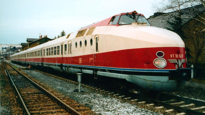 So sah man ihn zu DDR-Zeiten im In- und Ausland: der Vindobona. Zwei Leipziger wollen einen der legendären Züge einsatzfähig machen.