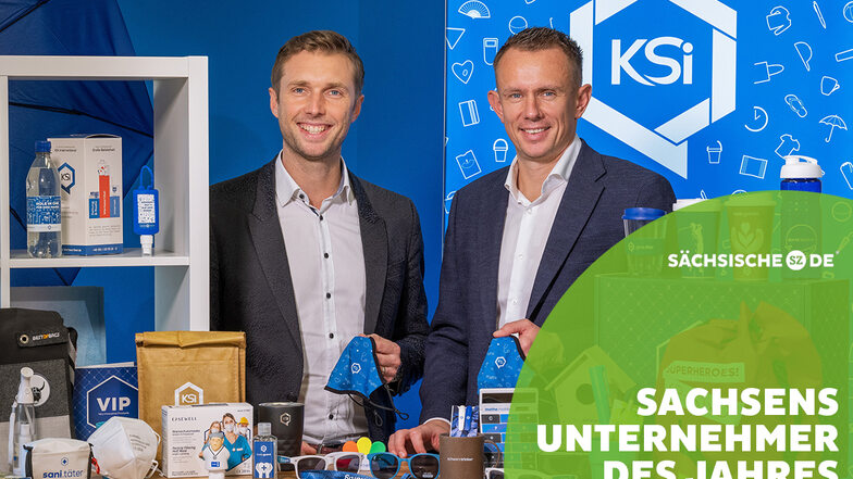 Mit dem Lockdown im März nahmen sie ihr Herz und Schutzmasken in die Hand: Danilo Schmidt und Uwe Kasper (v. l.), Chefs der KSI International GmbH in ihrer Welt aus Werbeartikeln.
