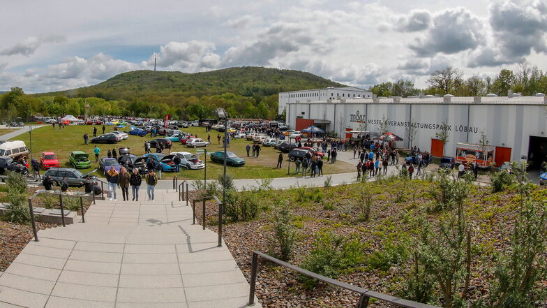 So soll es wieder werden: Viele Menschen besuchen das Gelände und die Hallen des Messeparks in Löbau.