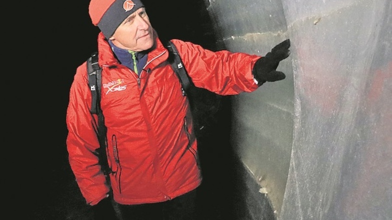 Der Dresdner Kartografieprofessor
Manfred Buchroithner ist wissenschaftlicher Leiter des Projekts Eishöhle im Tennengebirge bei Salzburg.