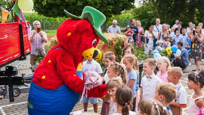 Karlchen kommt ganz schön ins Schwitzen.