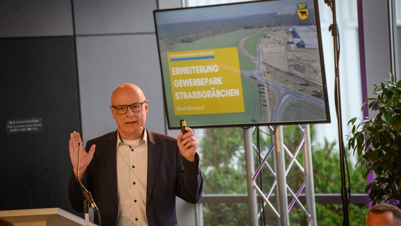 Harry Habel, Bürgermeister von Bernsdorf, macht in Sachen ÖPNV Druck auf die Staatsregierung.