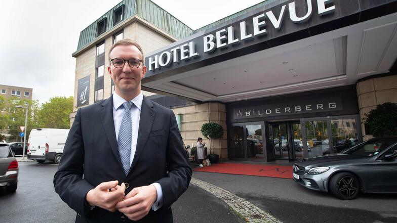 Seit sechs Jahre ist Sebastian Klink der Direktor des Bellevue Hotels, das seit Januar den Namen Bilderberg Bellevue Dresden trägt.