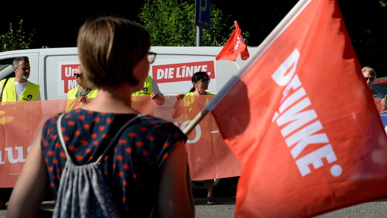 Mit dem Bündnis "Solidarisches Osterzgebirge" möchte Die Linke den Montagsspaziergängen in Dippoldiswalde etwas entgegensetzen. (Archivbild)