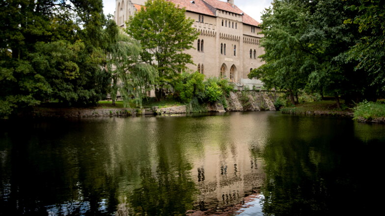Seifersdorfer Schloss auf dem Weg zum Museumsschloss
