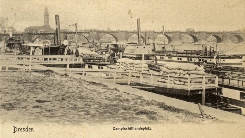 Am 5. Juni 1892  brach die „Krippen“ zu ihrer Jungfernfahrt auf, acht Tage vorher war sie vom Stapel gelassen worden - allerdings unter einem anderen Namen.