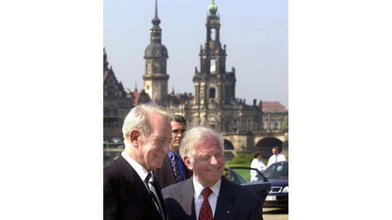 2000 mit dem damaligen Bundespräsidenten Johannes Rau.