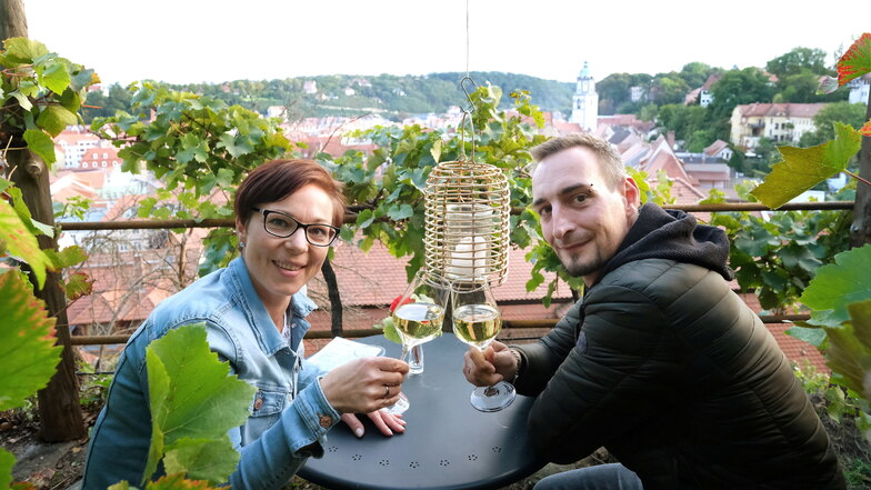 Uwe und Nadine Gaitzsch aus Leipzig haben ihren Hochzeitstag in Meißen gefeiert.