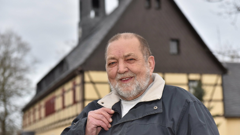 Wenn Corona vorbei ist, herrscht wieder Leben im Gemeindeamt Reichenau. Bürgermeister Reinhard Pitsch von Hartmannsdorf-Reichenau freut es.
