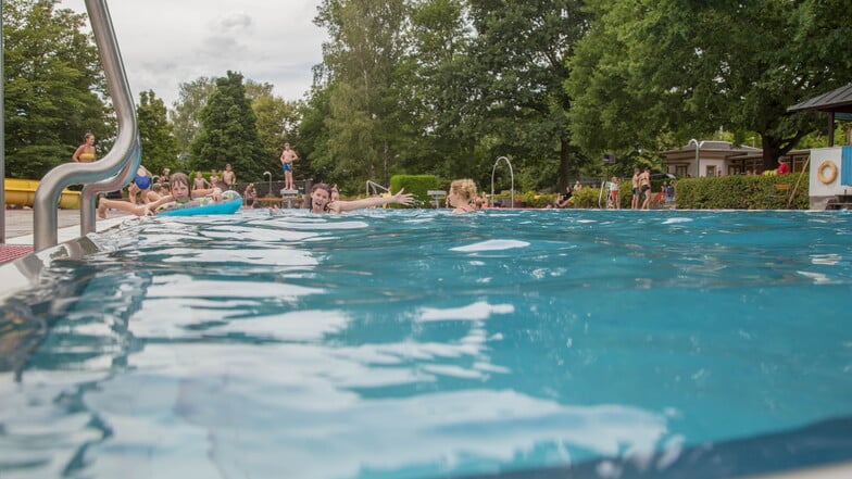 Was hat ein Freibad mit Forschung und Entwicklung zu tun? Allerhand - in Reichenbach jedenfalls.