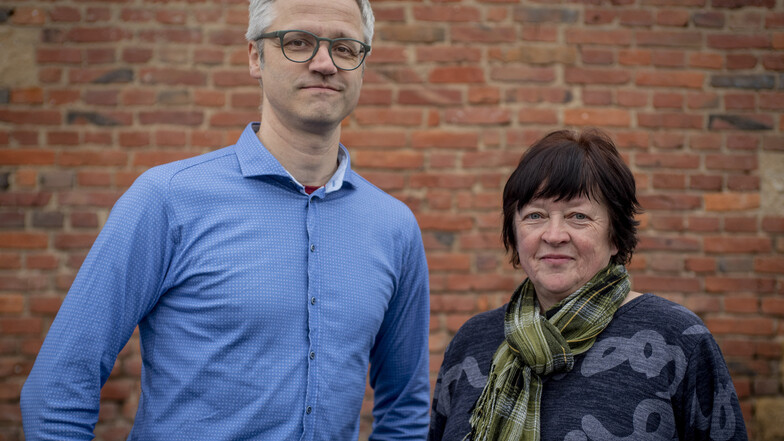 Zwei von drei: IT-Spezialist Dr. Ulrich Hensel und Erzieherin Birgit Ranft kandidieren für Bündnis 90/Die Grünen für den Radeberger Stadtrat. Beide wären neu in dem Gremium.