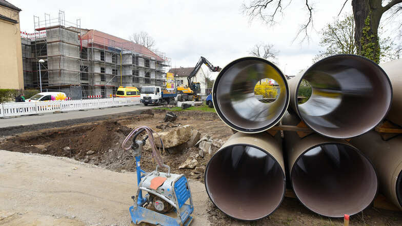 2019 wurde bereits ein ähnliches Regenüberlaufbauwerk für den Hochwasserschutz am Weinauring in Zittau gebaut, das jetzt auch in der Chopinstraße entstehen soll.
