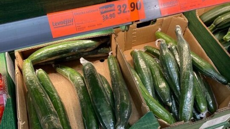 Viele Tschechen sparen derzeit vor allem bei Obst und Gemüse.