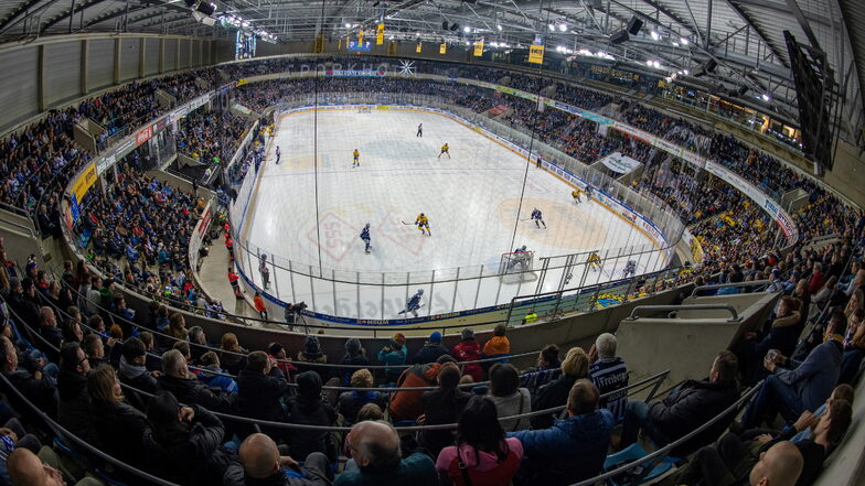 Die Joynext-Arena als Heimstätte der Dresdner Eislöwen war in dieser Saison einmal ausverkauft. Beim Derbysieg gegen Weißwasser in der Vorwoche.