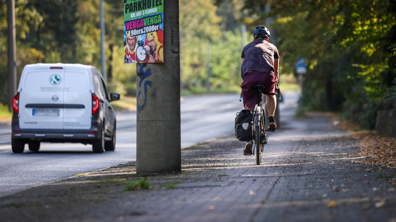 Radfahrer haben stadtauswärts auf der Bautzner Straße Höhe einen separaten kombinierten Fuß- und Radweg, der sollte ausgebaut werden, so der FDP-Vorschlag.
