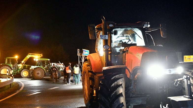 Landwirte protestierten auch im Kreis Görlitz am Donnerstag und blockierten Autobahnauffahrten.