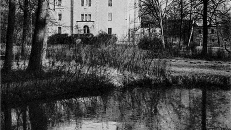 Schloss Seerhausen wurde 1949 gesprengt. Die Aufnahme hat Johannes Mühler etwa 1930 gemacht.  Foto: