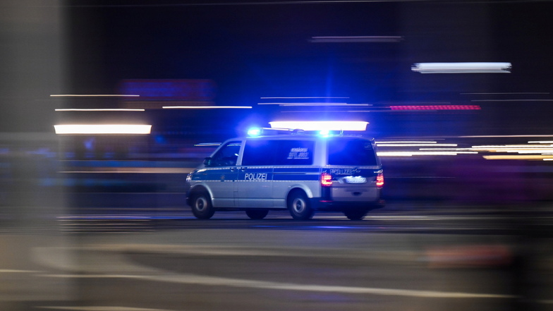 Auch an diesem Wochenende musste die Dresdner Polizei wegen mehrerer Straftaten ausrücken.